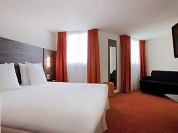 Ibis Styles Centre Gare Nord Hotel 3*